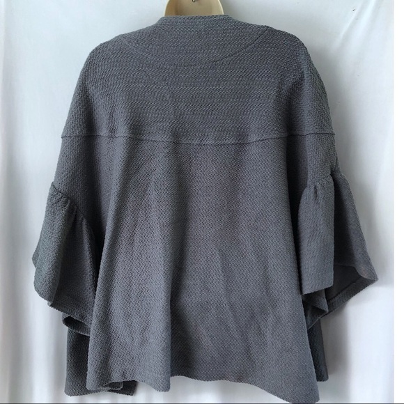 THML Gray Cropped Sweater Jacket Bell Sleeves M - Picture 3 of 7
